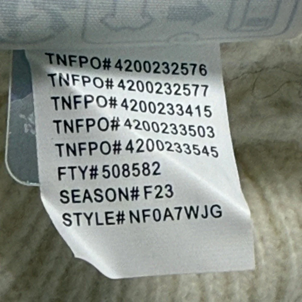 The North Face Urban Patch Beanie Cream Wool Blend Ribbed Cuffed Hat‎ One Size